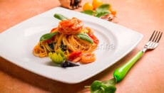 spaghetti con bisque di gamberii