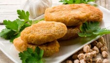 Crocchette di ceci per un contorno genuino e leggero