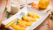 Salmone e ananas per rimanere in forma con gusto Salmone e ananas per rimanere in forma con gusto