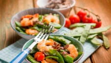 Taccole con i gamberi per un piatto delicato Taccole con i gamberi per un piatto delicato