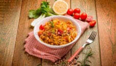 Tagliatelle con ceci e limone, un piatto adatto a tutti