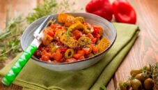 Tofu allo zafferano un piatto che fa anche bene alla vista