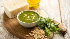 Pesto di levistico : un’alternativa alla versione classica