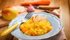 Risotto alle pere e zafferano, piatto raffinato