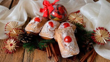 Mini cakes speziati alle ciliegie candite