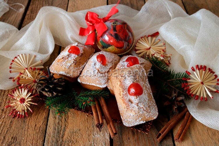 Mini cakes speziati alle ciliegie candite, per tutti! Mini cakes speziati alle ciliegie candite