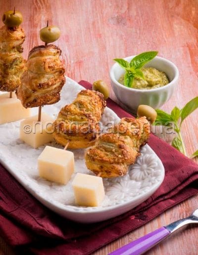 Alberelli di sfoglia al pesto alla genovese Alberelli di sfoglia al pesto alla genovese