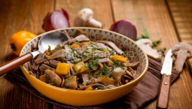 Pizzoccheri ai funghi e peperoni