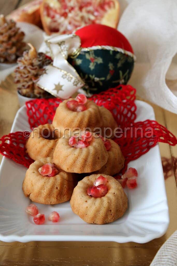 Ciambelline di riso al melograno
