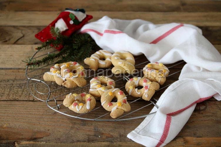 mini-ciambelline-glassate-natale