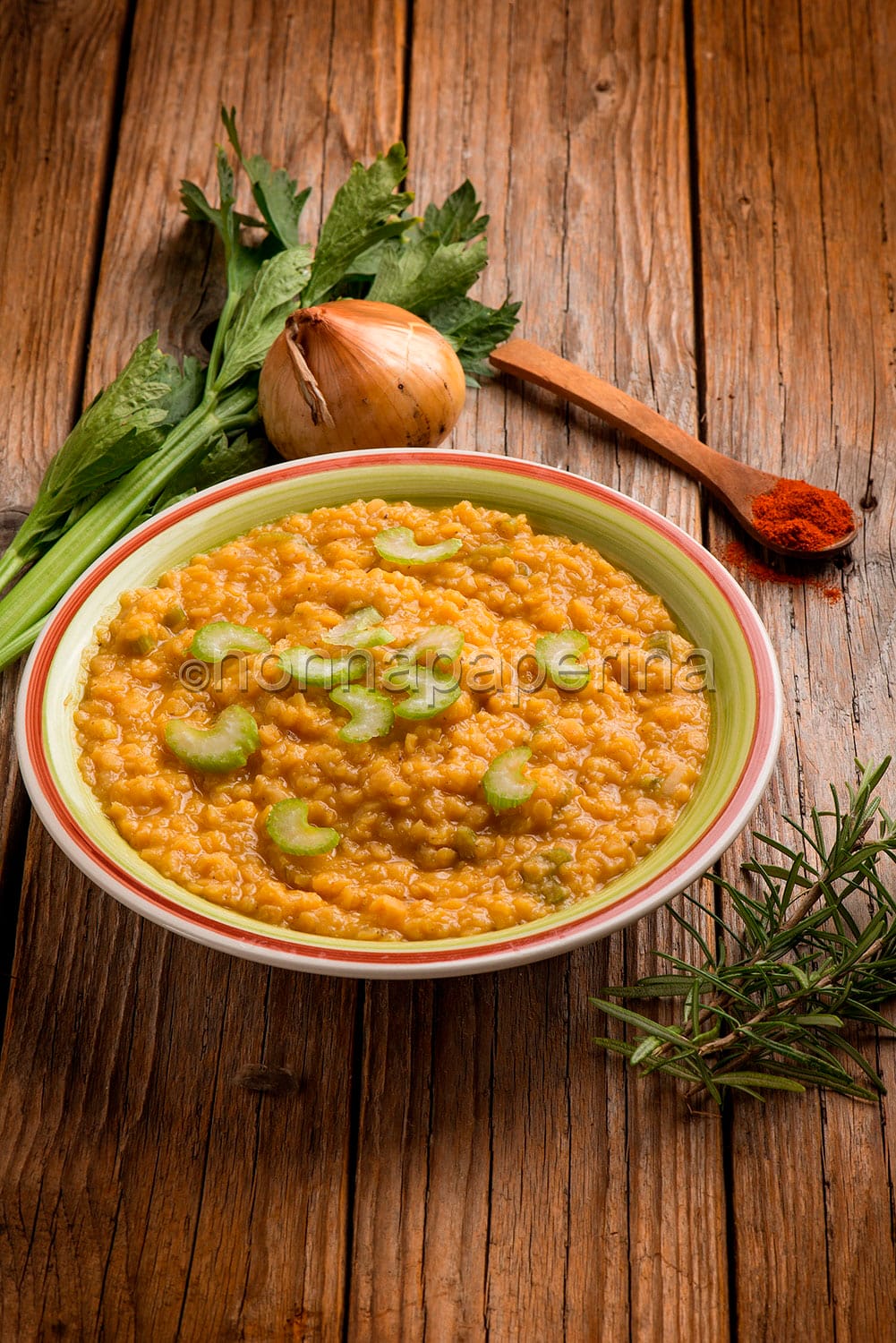 Lenticchie rosse al sedano e paprika