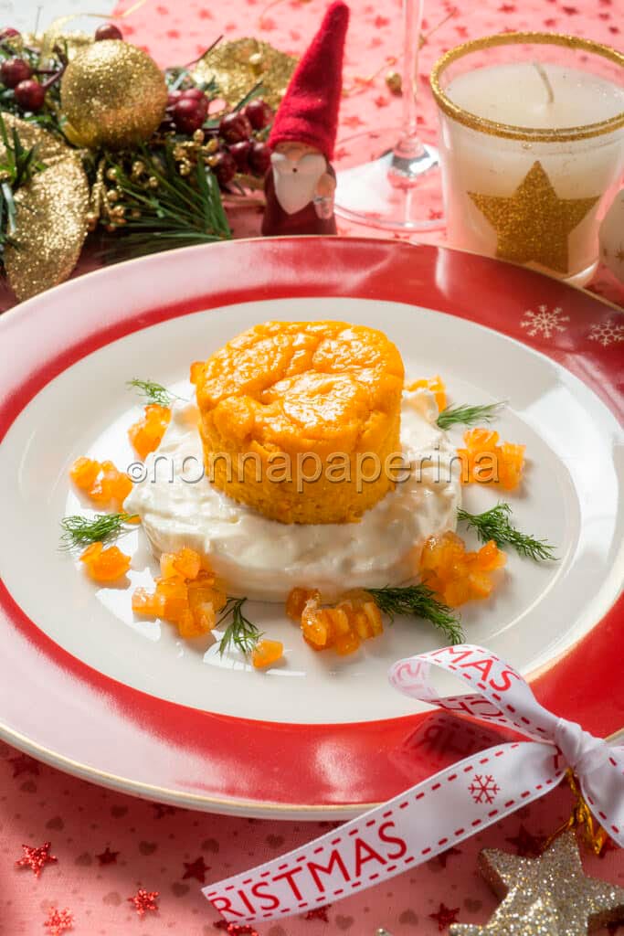 tortino di zucca su crema di stracciatella tortino di zucca su crema di stracciatella