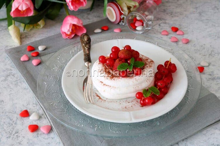 Pavlove con crema al cacao per San Valentino! pavlove con crema al cacao