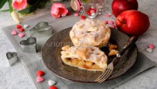 Tortine alle mele e cannella? Ideali per San Valentino! Tortine alle mele e cannella? Ideali per San Valentino!