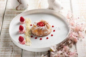 Ciambelle di colomba con spuma di mascarpone