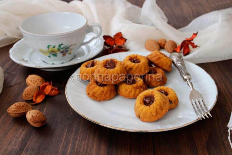 ciambelline alle mandorle e carote