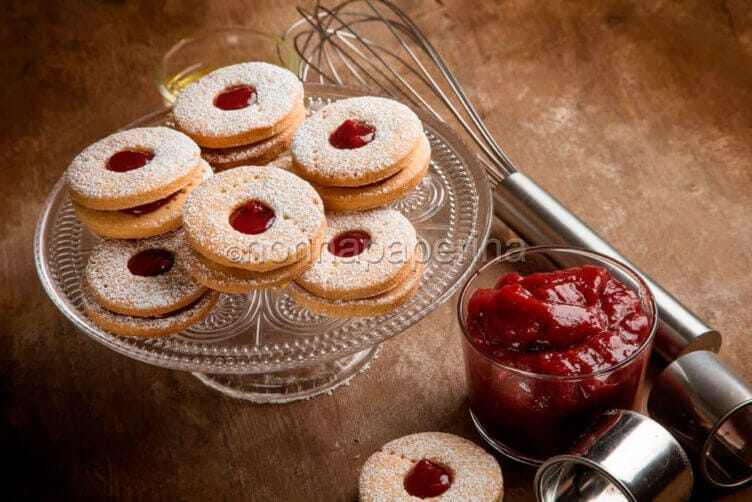Biscotti occhi di bue