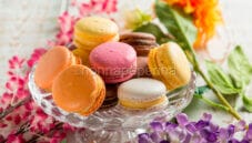 I colorati macarons dolci ripieni di bontà… Prepariamoli! I colorati macarons dolci ripieni di bontà… Prepariamoli!