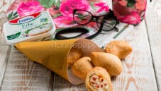 I panzerotti con formaggio, pomodorini e ‘nduja