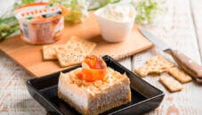 Mini cheesecake al salmone in versione salata