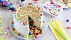 Festa in maschera con la torta di Carnevale