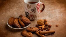 Biscotti alla cannella senza zucchero e uova