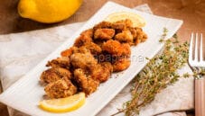 Bocconcini di salmone croccante agli agrumi