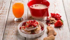 Savoiardi farciti con crema al cocco : croccanti Savoiardi farciti con crema al cocco : croccanti