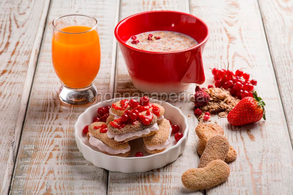 savoiardi farciti con crema al cocco