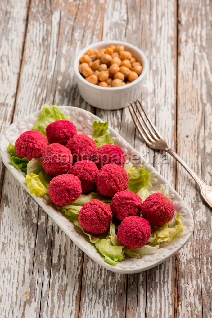 Polpette di barbabietole e ceci