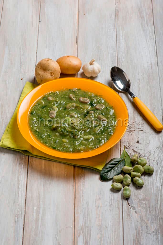 zuppa di fave e spinaci zuppa di fave e spinaci