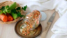 Preparazione del soffritto essiccato : pronto all’uso Preparazione del soffritto essiccato : pronto all’uso