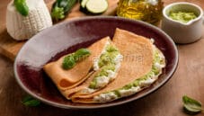 Crepes di farro con zucchine e ricotta: una ricetta light Crepes di farro con zucchine e ricotta: una ricetta light