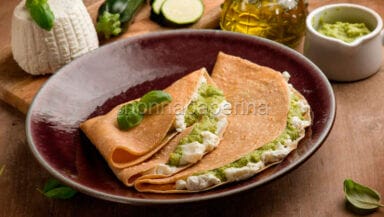 crepes di farro con zucchine e ricotta