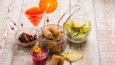 Crocchette con salsa speziata di barbabietola Crocchette con salsa speziata di barbabietola