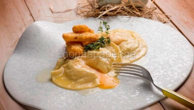 raviolo con ripieno di ricotta