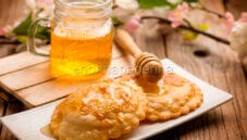 Seadas: i segreti per preparare questo tipico dolce sardo Seadas: i segreti per preparare questo tipico dolce sardo