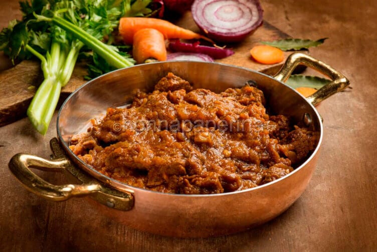 Spezzatino di vitello con cipolle