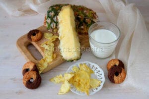 Stuzzicando l’appetito con le chips di ananas essiccate Stuzzicando l’appetito con le chips di ananas essiccate