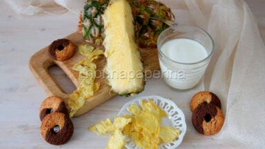 chips di ananas essiccate
