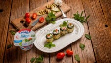Involtini di zucchine e fiocchi di latte: antipasto light