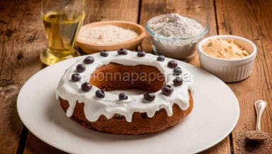 Ciambella con mirtilli