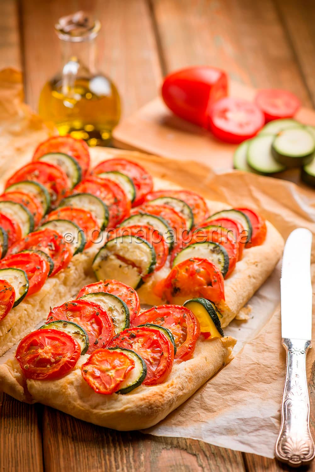 focaccia di pomodori e zucchine focaccia di pomodori e zucchine