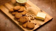 Biscotti con farina di sorgo e di piselli, dolci e gustosi Biscotti con farina di sorgo e di piselli, dolci e gustosi