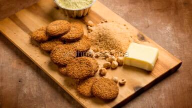 Biscotti con farina di sorgo e di piselli