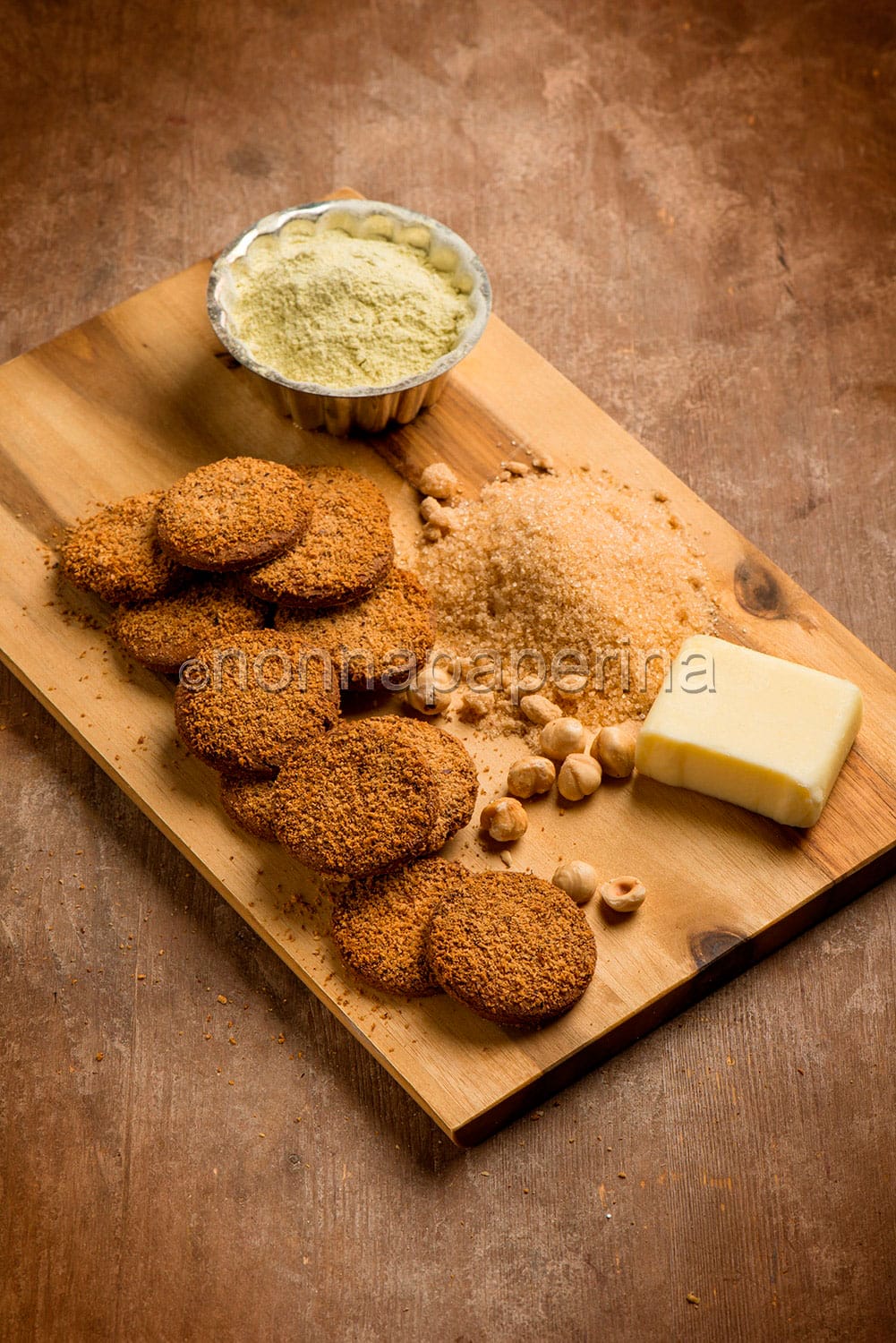 Biscotti con farina di sorgo e di piselli Biscotti con farina di sorgo e di piselli