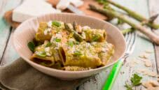 Ricchi paccheri al teff con crema di asparagi