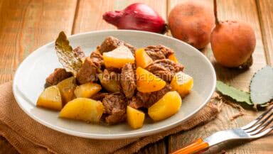 stufato con le barbabietole gialle