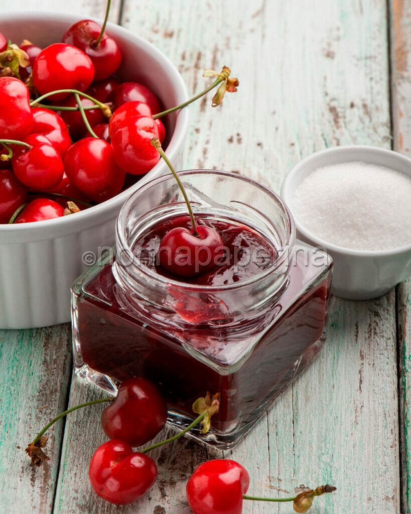 confettura di ciliegie confettura di ciliegie