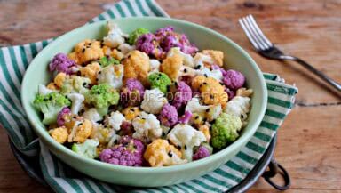 insalata di cavolfiori colorati al sesamo